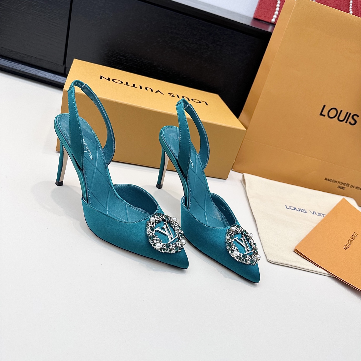Women's high heels